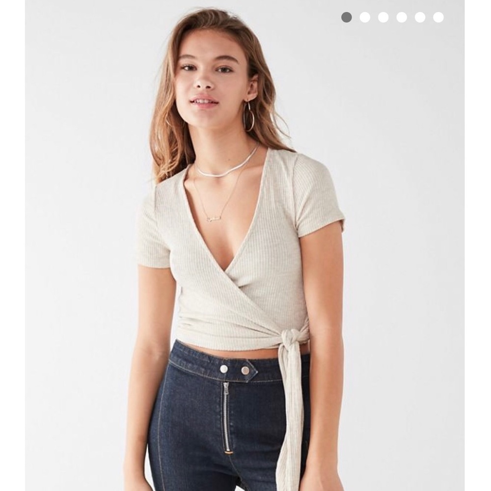 Bailey wrap tee